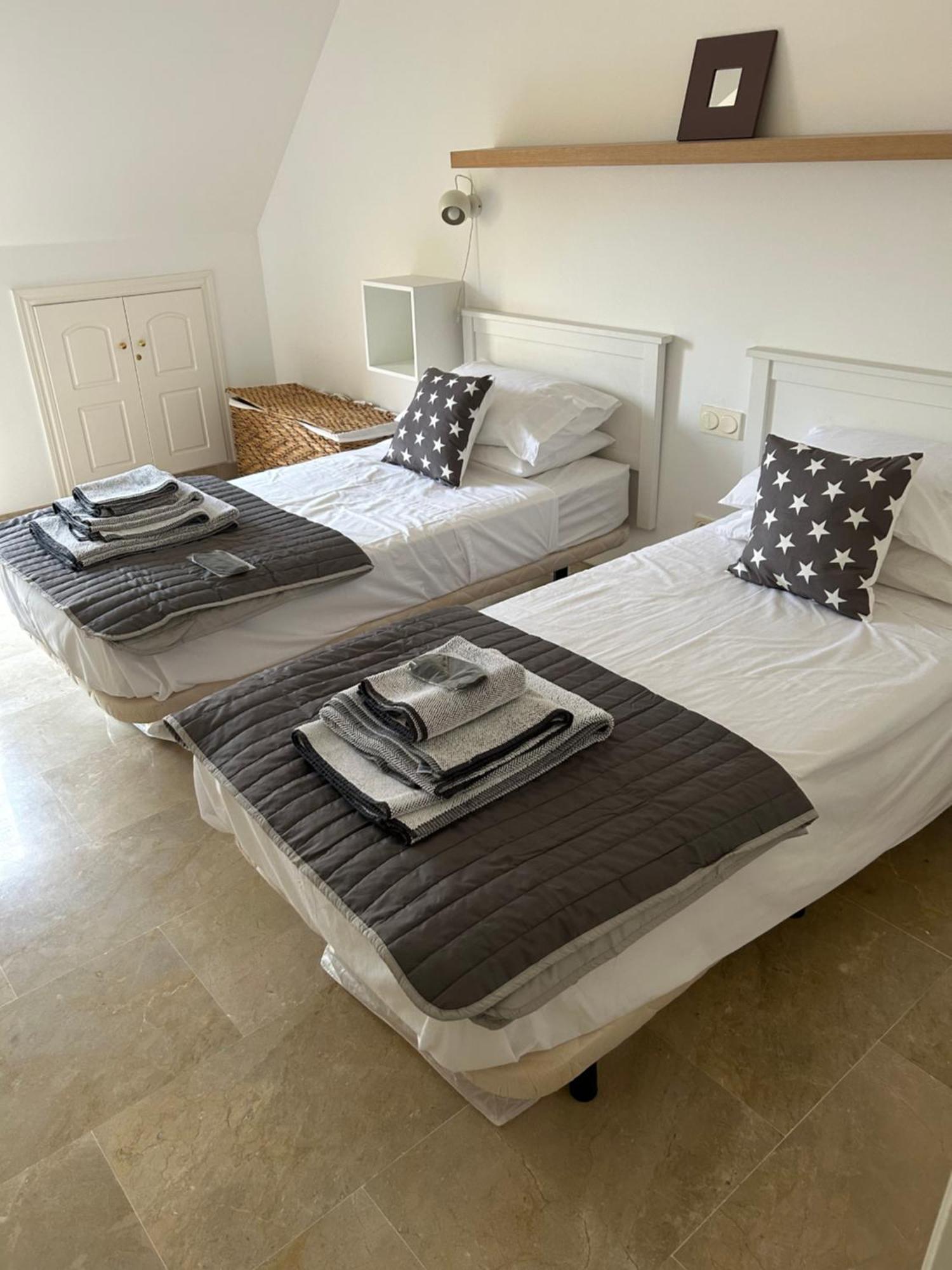 2 Bed Penthouse Apartment Manilva Buitenkant foto