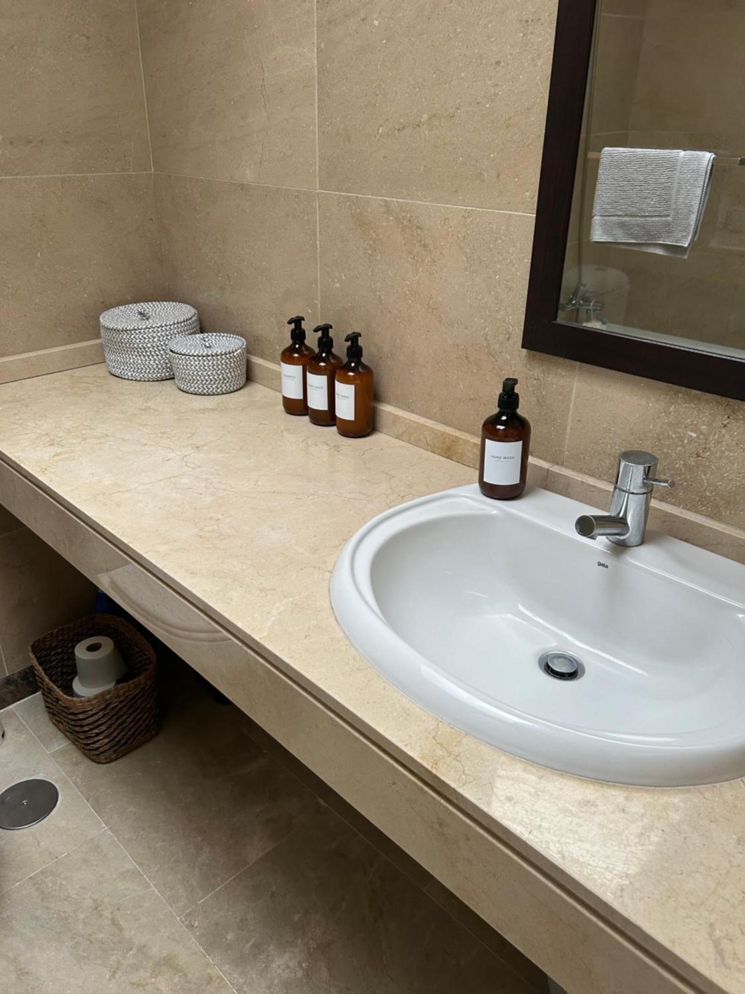 2 Bed Penthouse Apartment Manilva Buitenkant foto